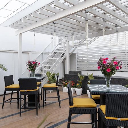 The Ashtan Sarovar Portico Nova Deli Exterior foto