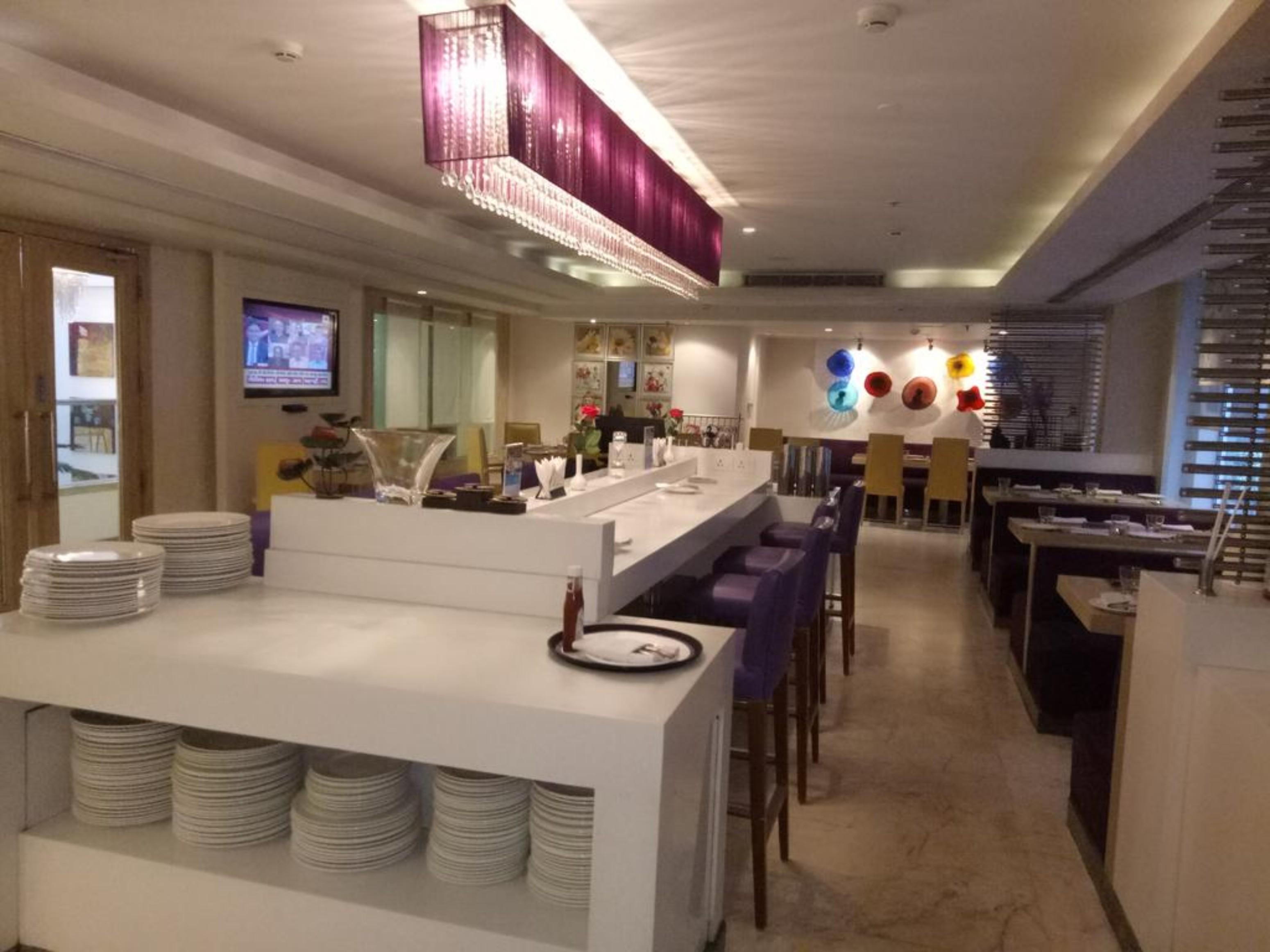 The Ashtan Sarovar Portico Nova Deli Exterior foto