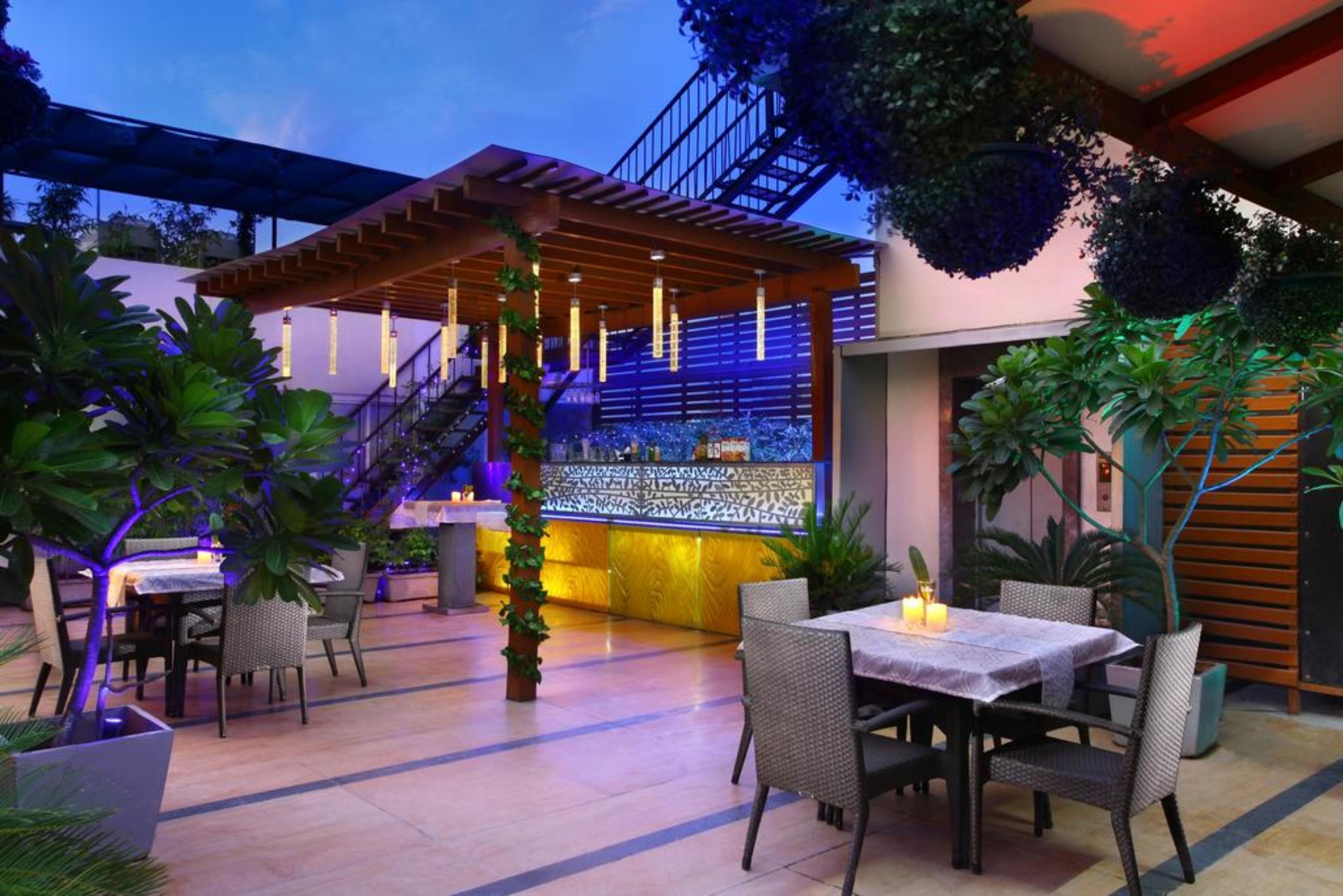 The Ashtan Sarovar Portico Nova Deli Exterior foto
