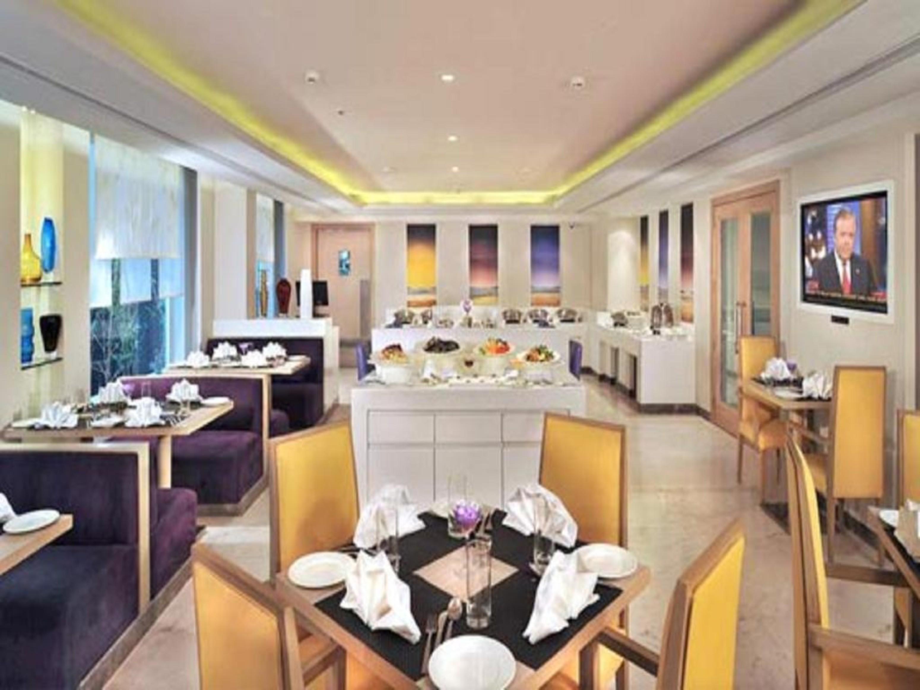 The Ashtan Sarovar Portico Nova Deli Exterior foto
