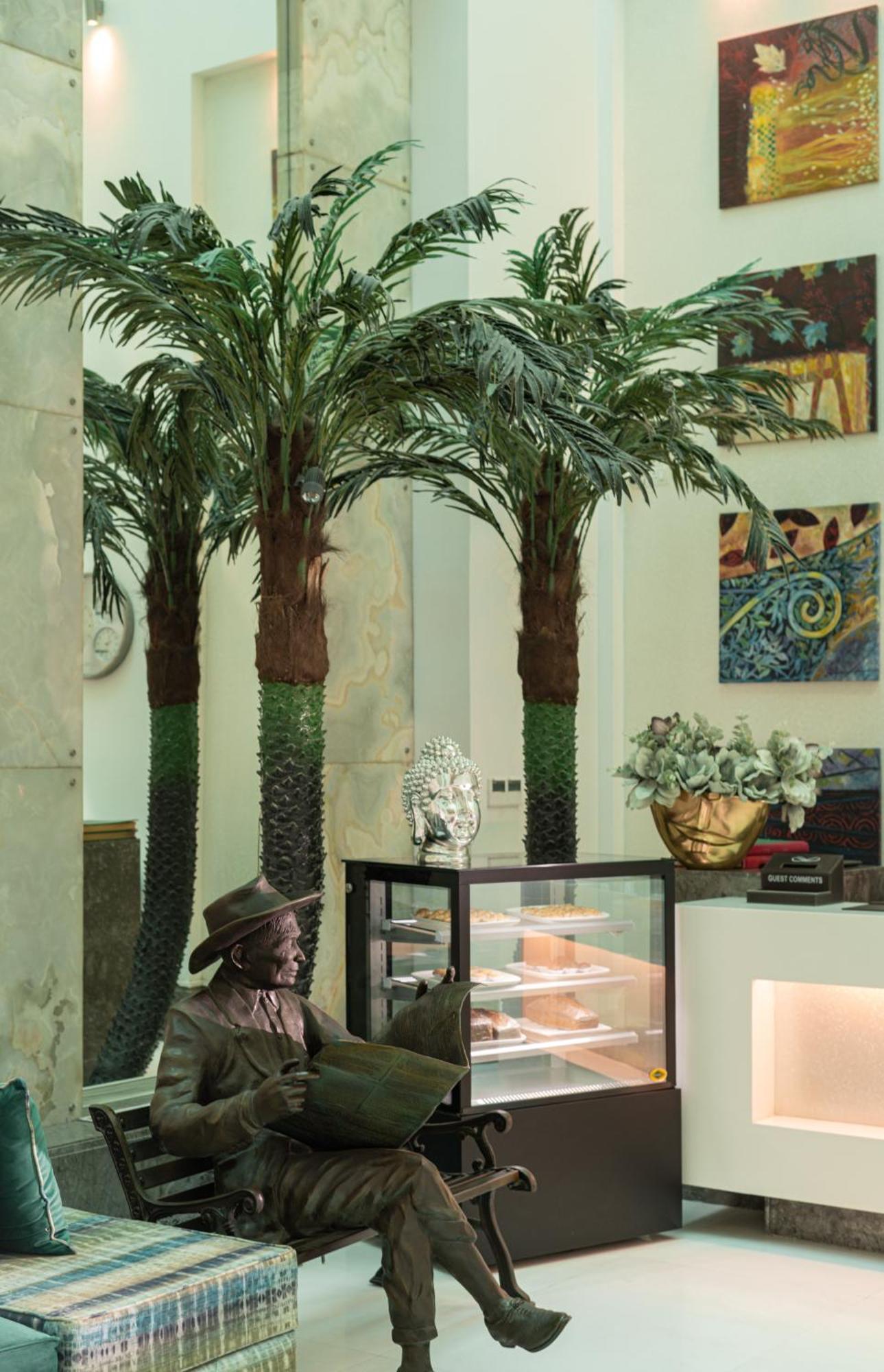 The Ashtan Sarovar Portico Nova Deli Exterior foto